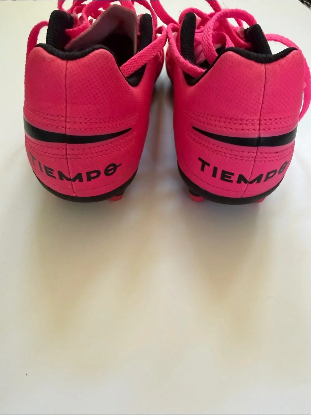 Nike Kids Bright Pink Soccer Cleats